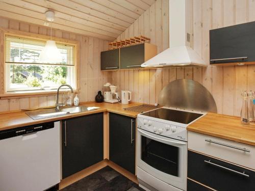 Holiday Home V�ggerl�se XIII