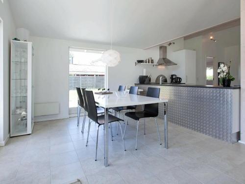 Holiday Home R�vekrogen II