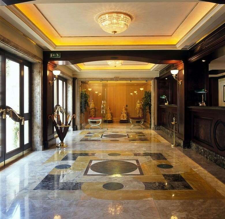 Hotel River Chateau