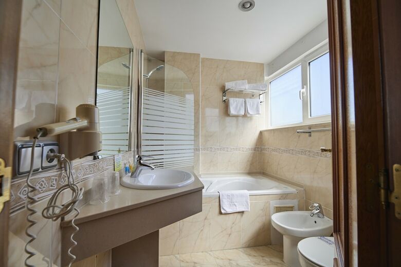 Hotel Villalegre