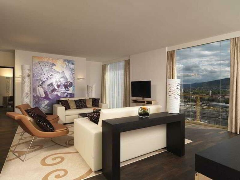 Renaissance Z�rich Tower Hotel