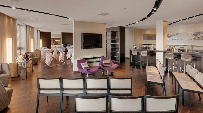 Renaissance Z�rich Tower Hotel