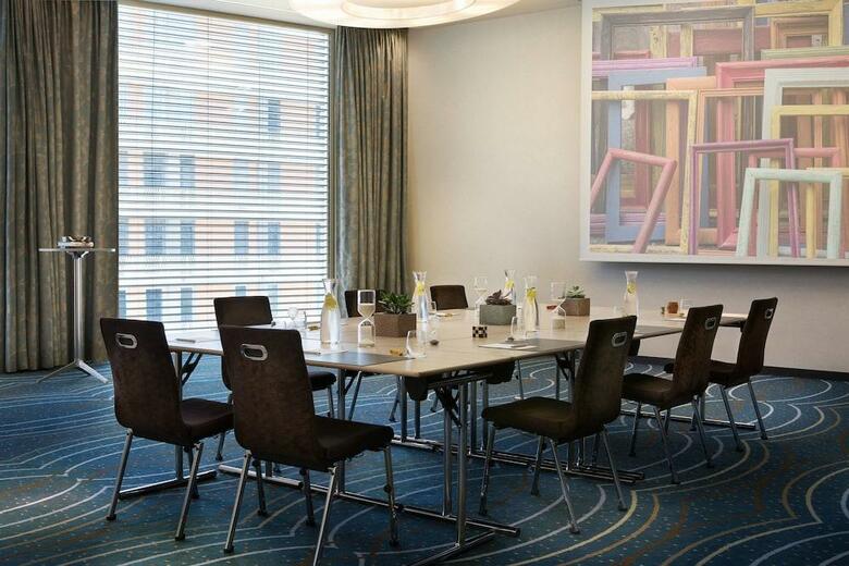Renaissance Z�rich Tower Hotel