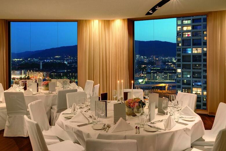 Renaissance Z�rich Tower Hotel
