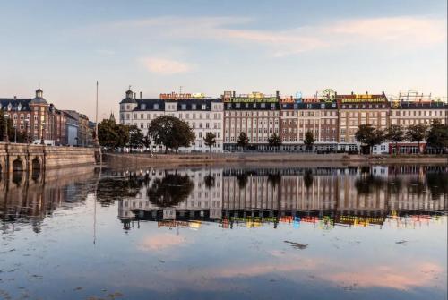 Marvelously And Interior Designed Apartment In The ? Of Cph!