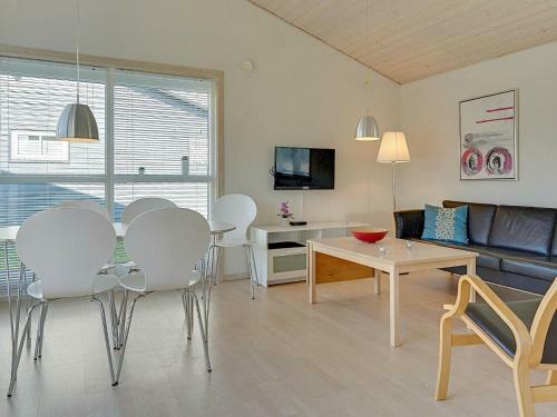 Holiday Home Gudhjem II