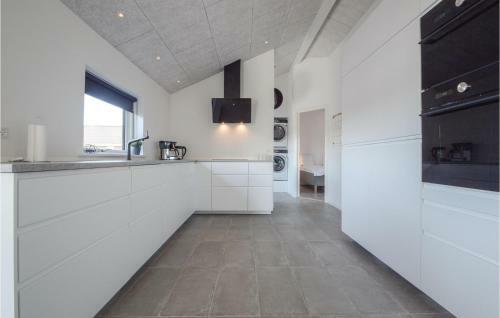 Five-bedroom Holiday Home In Haderslev