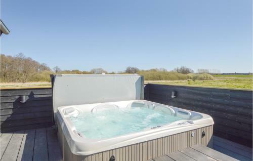 Five-bedroom Holiday Home In Haderslev