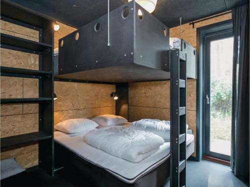 Five-bedroom Holiday Home In Hadsund