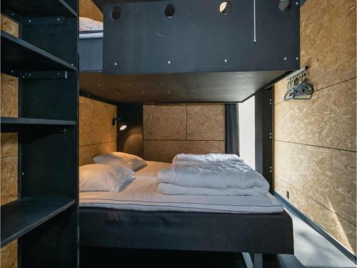 Five-bedroom Holiday Home In Hadsund