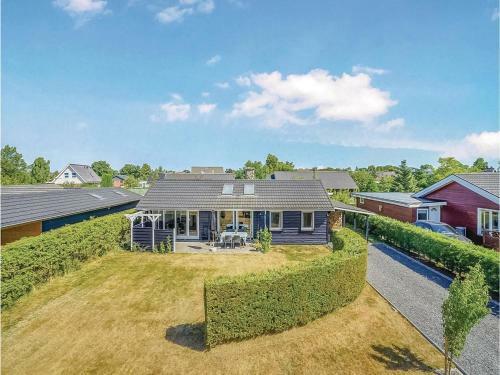 Three-bedroom Holiday Home In Hadsund