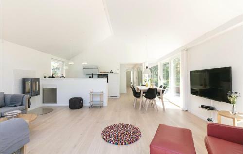 Three-bedroom Holiday Home In Hasle