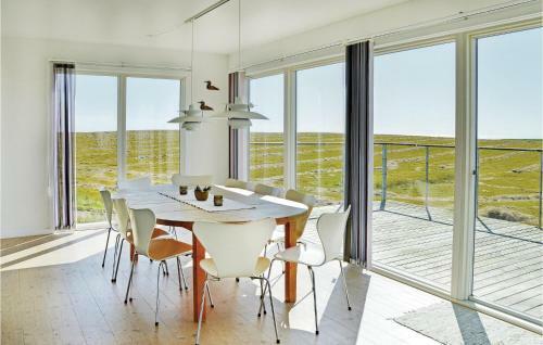 Five-bedroom Holiday Home In Lemvig