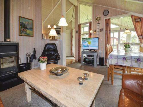 Four-bedroom Holiday Home In Stege
