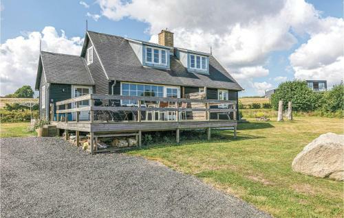 Three-bedroom Holiday Home In Svaneke