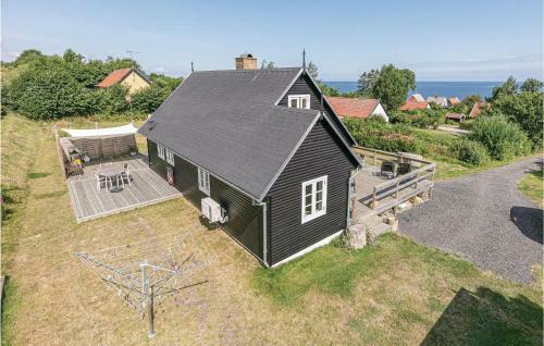 Three-bedroom Holiday Home In Svaneke