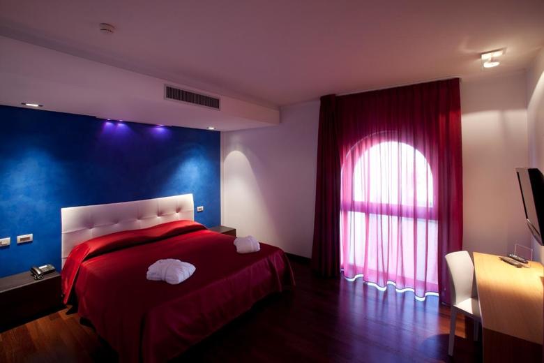 Art Hotel & Park