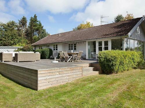 Three-bedroom Holiday Home In Vejby 8