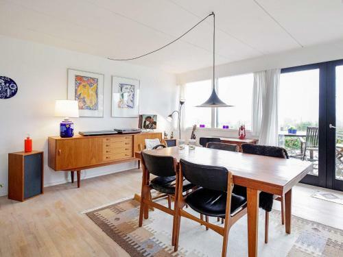 Three-bedroom Holiday Home In Vejby 11