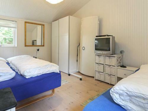 Two-bedroom Holiday Home In Blid� 1