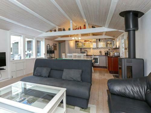 Two-bedroom Holiday Home In Blid� 1