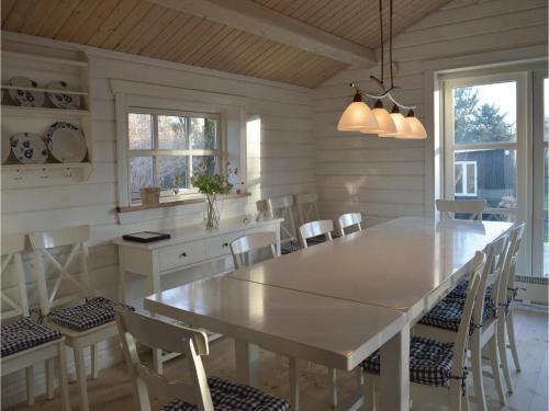 Five-bedroom Holiday Home In Vejby