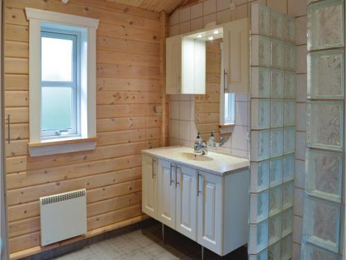 Five-bedroom Holiday Home In Vejby