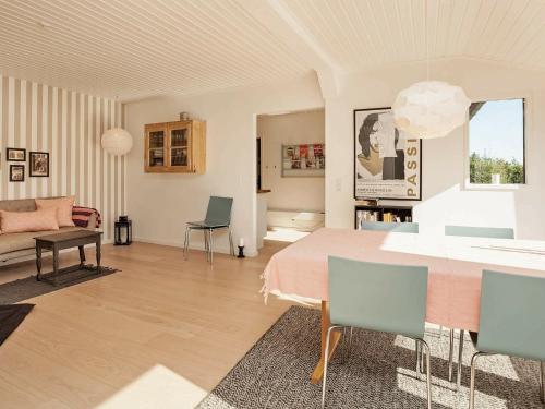 Holiday Home Heliosvej