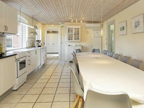 Holiday Home �r�sk�bing III