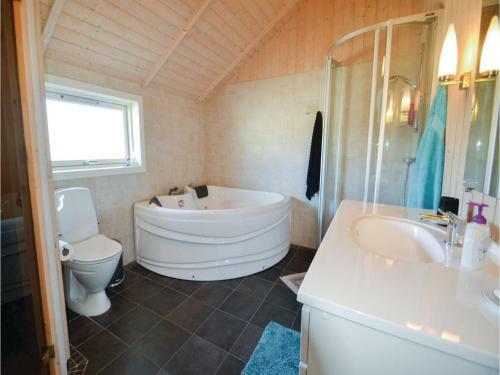 Three-bedroom Holiday Home In Hadsund