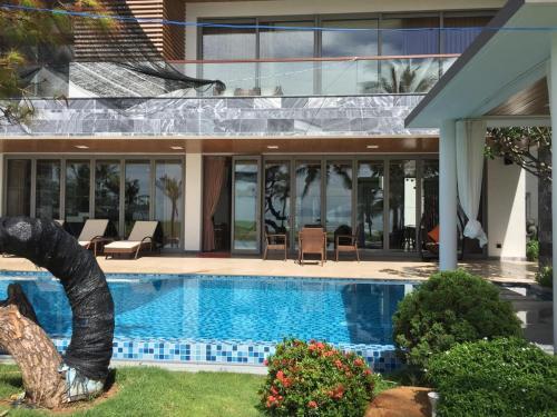 Villa Luxury Yatchs