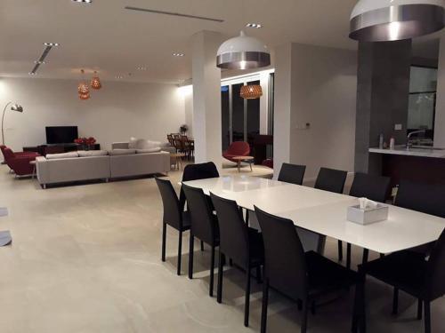 Villa Luxury Yatchs