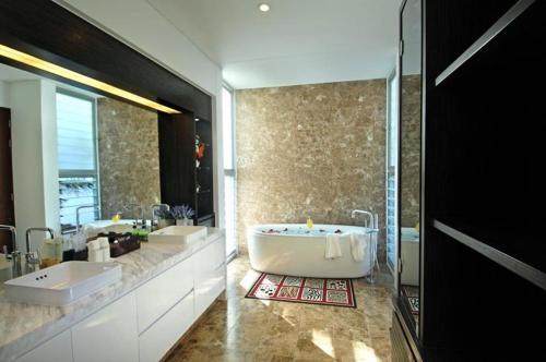 Villa Luxury Yatchs