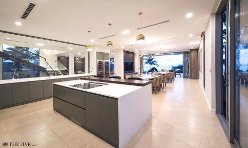 Villa Luxury Yatchs