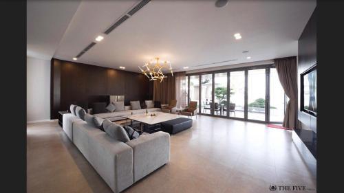 Villa Luxury Yatchs