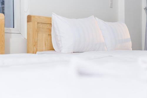 Thanh Hotel & Apartment