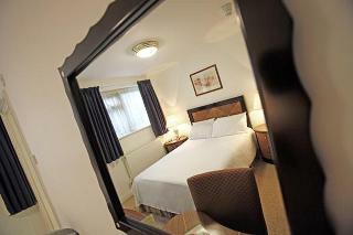 Hotel Britannia Ashley Hale