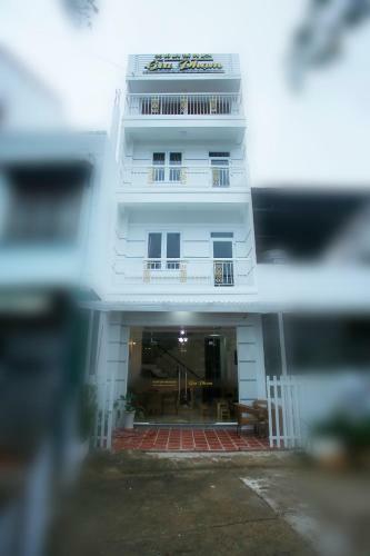 Gia Pham Hotel