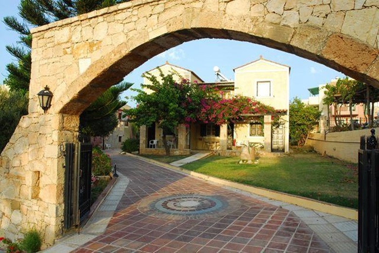 Hotel Porto Village