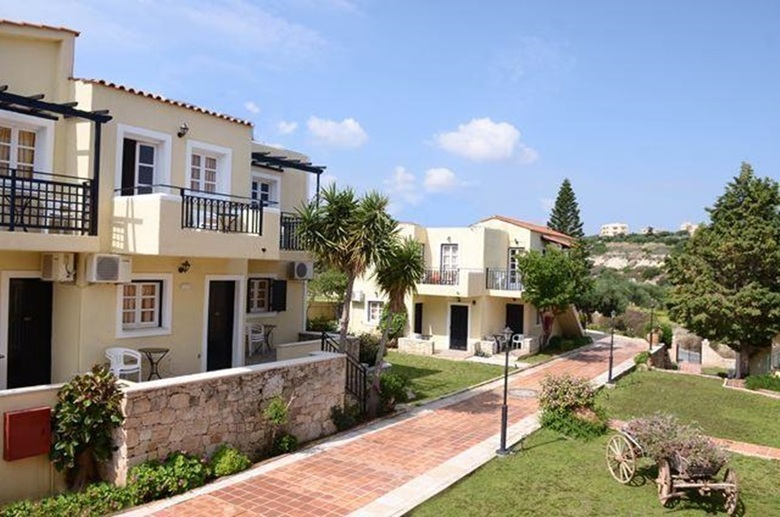 Hotel Porto Village