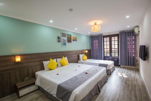 Hay Hostel