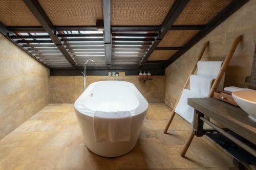 Hotel Melia Bavi Mountain Retreat