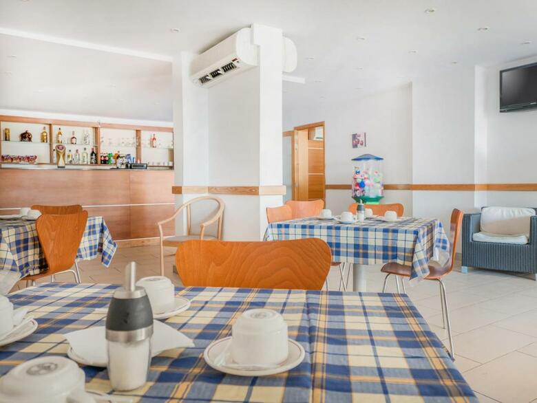 Hotel Qawra Point Holiday Complex