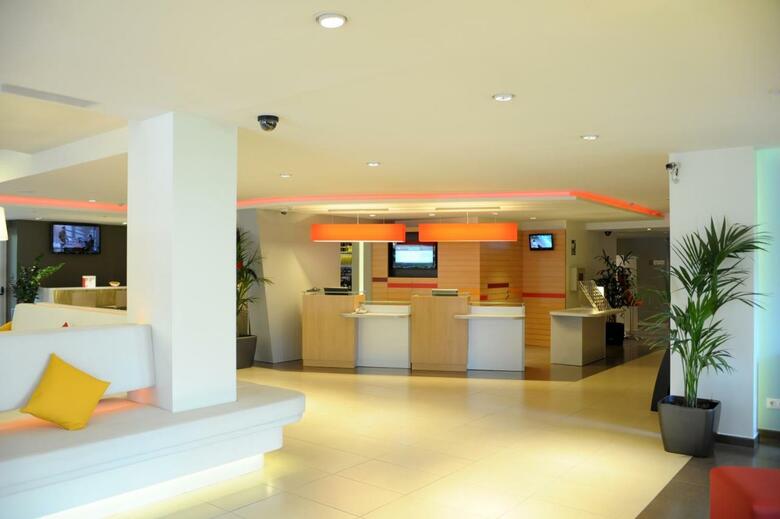 Hotel Ibis Barcelona Cornell�