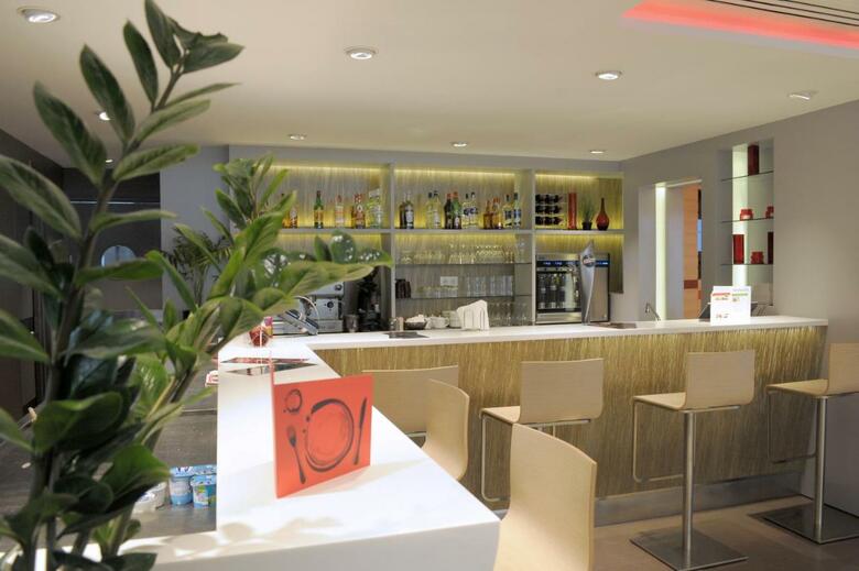Hotel Ibis Barcelona Cornell�