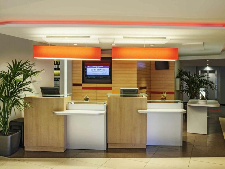 Hotel Ibis Barcelona Cornell�