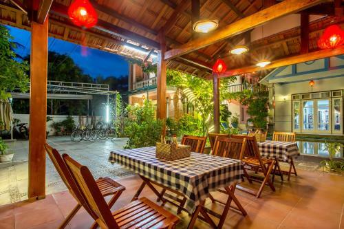 Hotel An Bang River Lake Villa