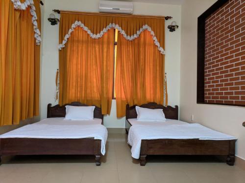 Hotel Kh�ch S?n ??ng Dao