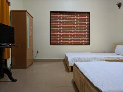 Hotel Kh�ch S?n ??ng Dao