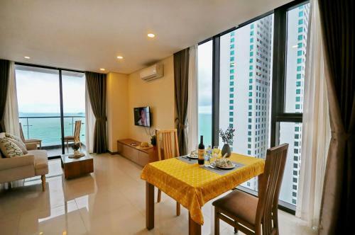 Holi Beach Hotel & Apartments